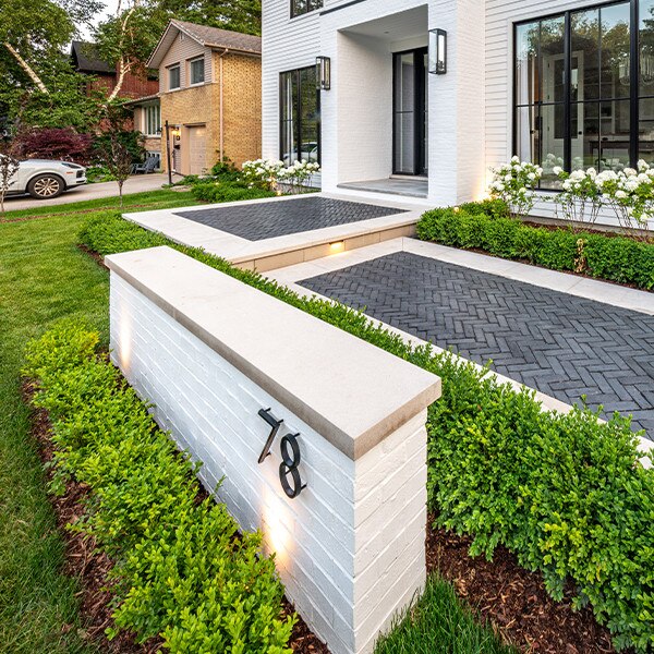 Unilock Urban Concrete Coping